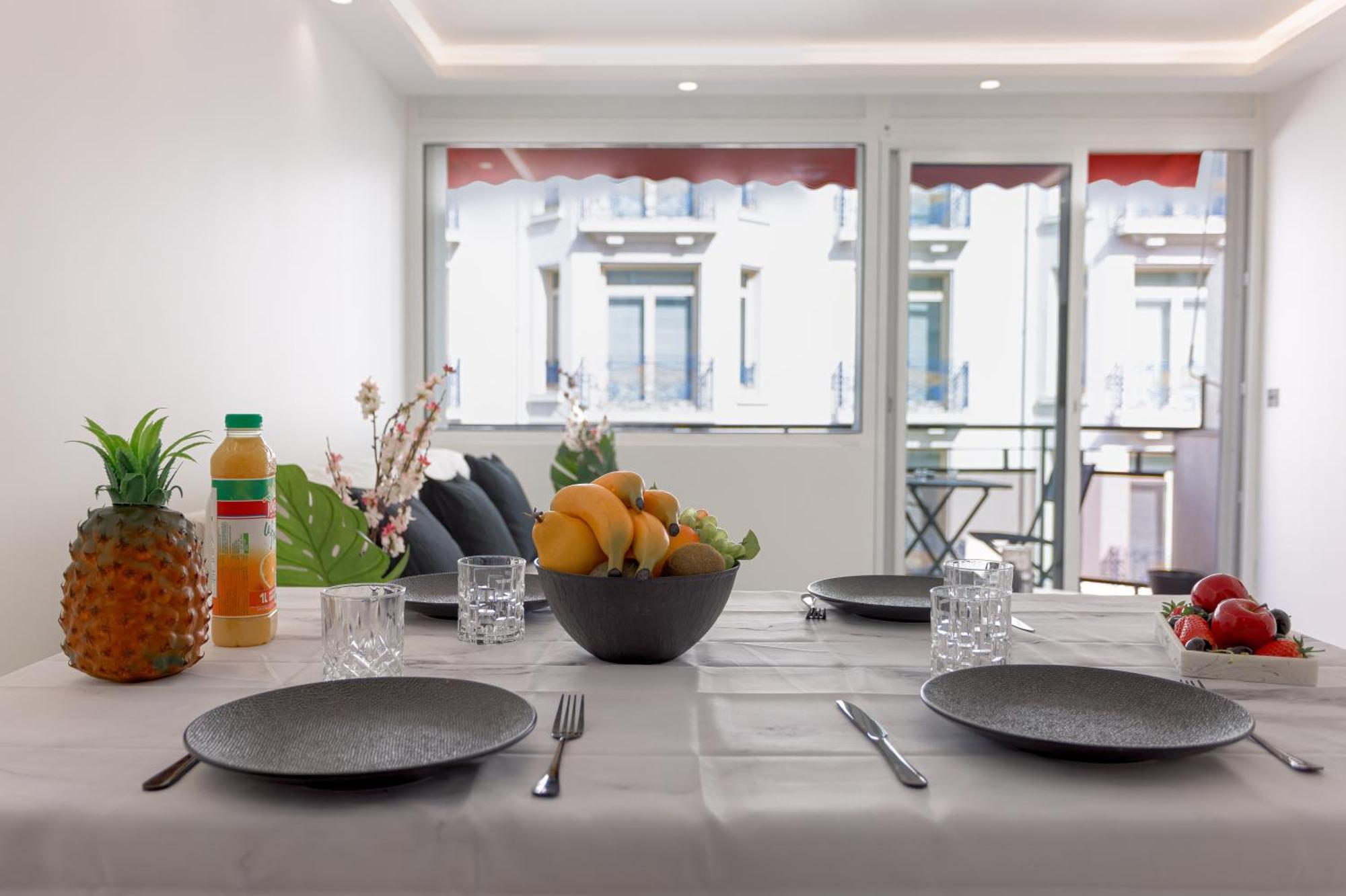 L'Unique Maubourg - Next Hotel Martinez - Terrasse Cannes Extérieur photo